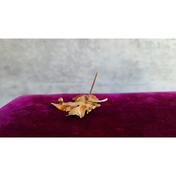Vintage 12K Gold Filled Signed Karen Lynne Autumn Maple Leaf Designer Brooch Pin - Picture 6 of 10
